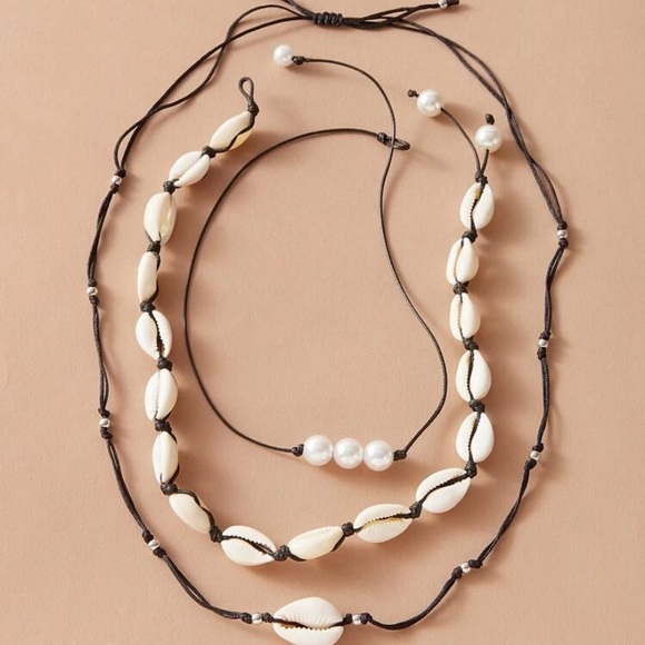 🐚✨3pc VSCO inspired shell and pearl necklace set - Picture 1 of 1